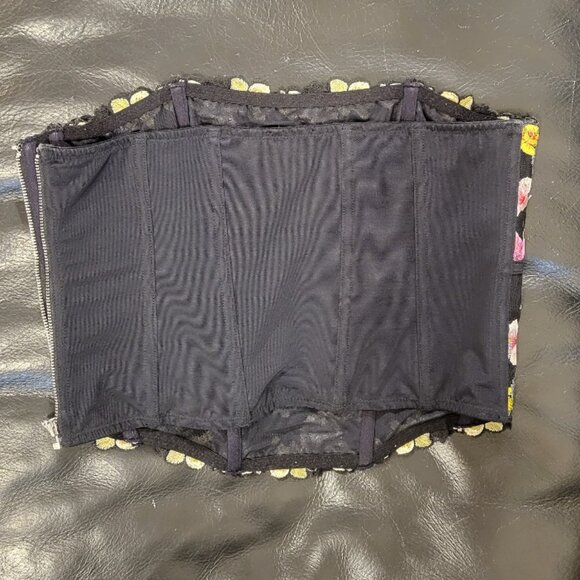 Eden Corset Top  Fleur du Mal Medium - Picture 5 of 5